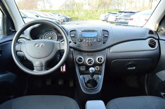 Occasion Hyundai i10 69 PK (50 kW) 2012 Beige Hatchback