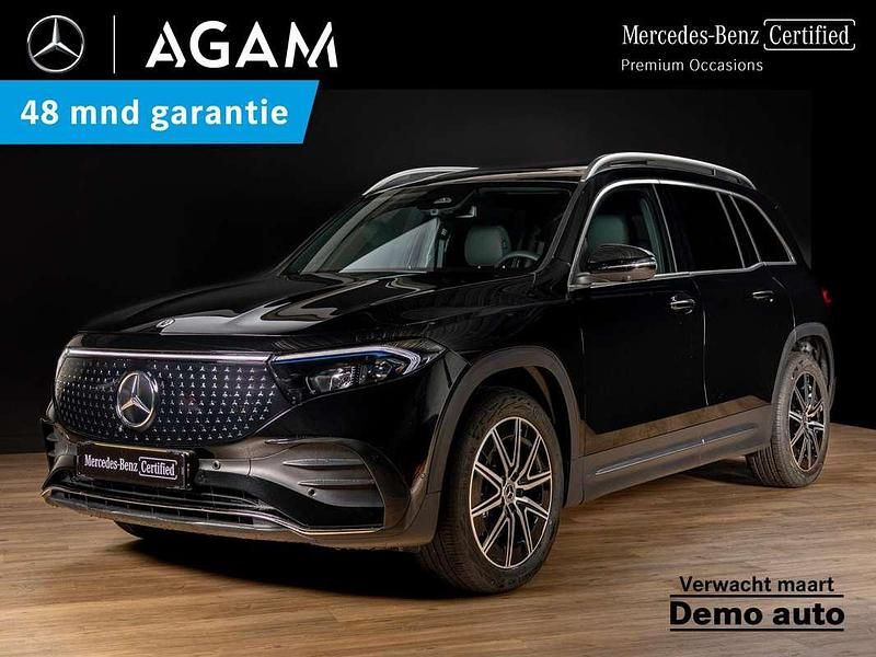 Zwart (metallic) Gebruikt 2025 Mercedes EQB250+ Business SUV | € 49.950 (Goede deal) - Afbeelding 1/4