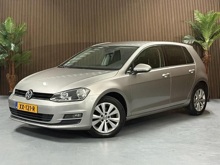 Grijs Gebruikt 2013 VW Golf VII Trendline Hatchback | € 6.499 (Eerlijke prijs) - Afbeelding 1/4