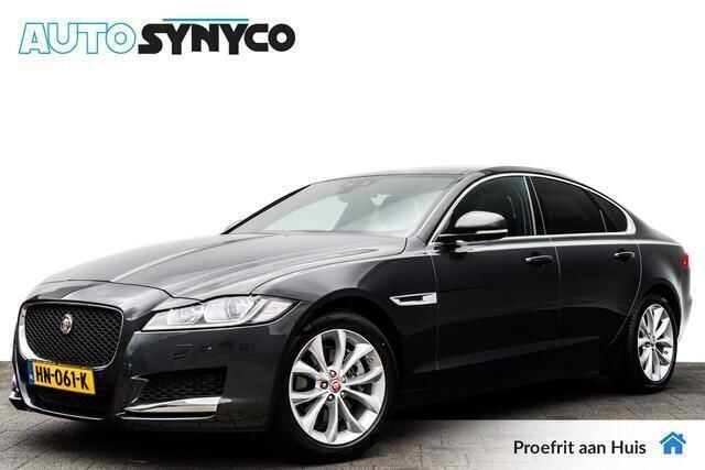 Grijs Gebruikt 2015 Jaguar XF Portfolio Sedan | € 23.450 (Eerlijke prijs) - Afbeelding 1/4