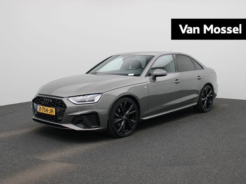 Grijs Gebruikt 2023 Audi A4 Competition Sedan | € 36.900 (Eerlijke prijs) - Afbeelding 1/4