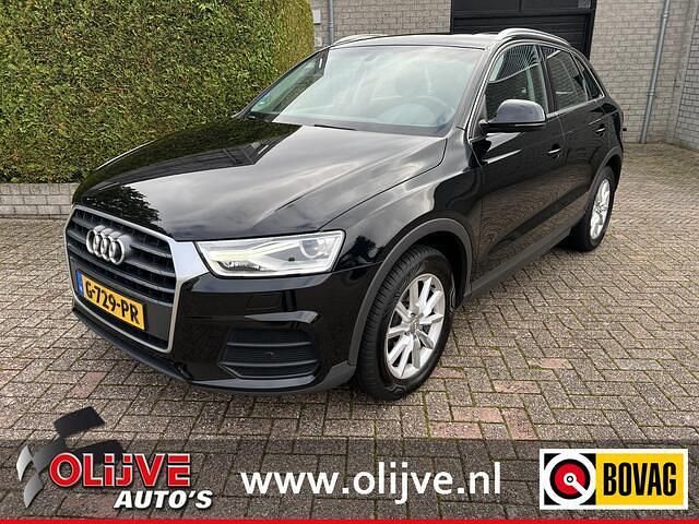 Zwart Gebruikt 2016 Audi Q3 Basis SUV | € 15.750 (Eerlijke prijs) - Afbeelding 1/4