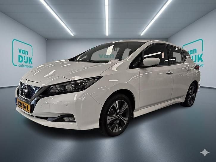 Gebruikt 2021 Nissan Leaf N-Connecta Hatchback | € 14.990 (Eerlijke prijs) - Afbeelding 1/4