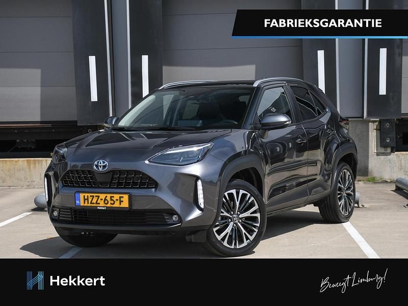 Grijs Gebruikt 2022 Toyota Yaris Cross Executive SUV | € 28.995 (Eerlijke prijs) - Afbeelding 1/4