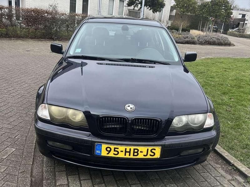 Occasion BMW 320 Executive 170 PK (125 kW) 2001 Blauw Sedan