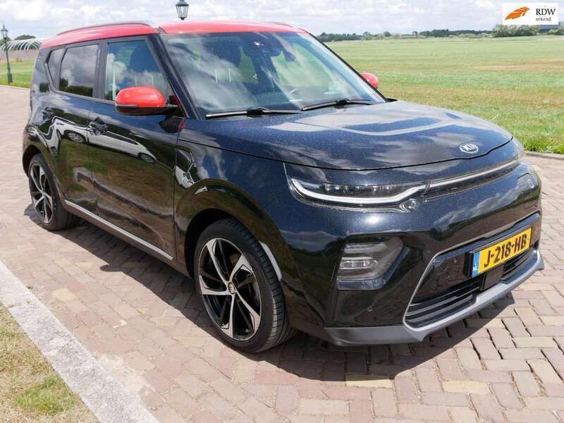 Zwart, metallic lak Gebruikt 2020 Kia Soul EV SUV | € 15.125 (Super prijs) - Afbeelding 1/3