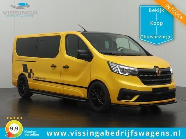 Geel Nieuw 2024 Renault Trafic R.S. Van | € 59.725 - Afbeelding 1/4