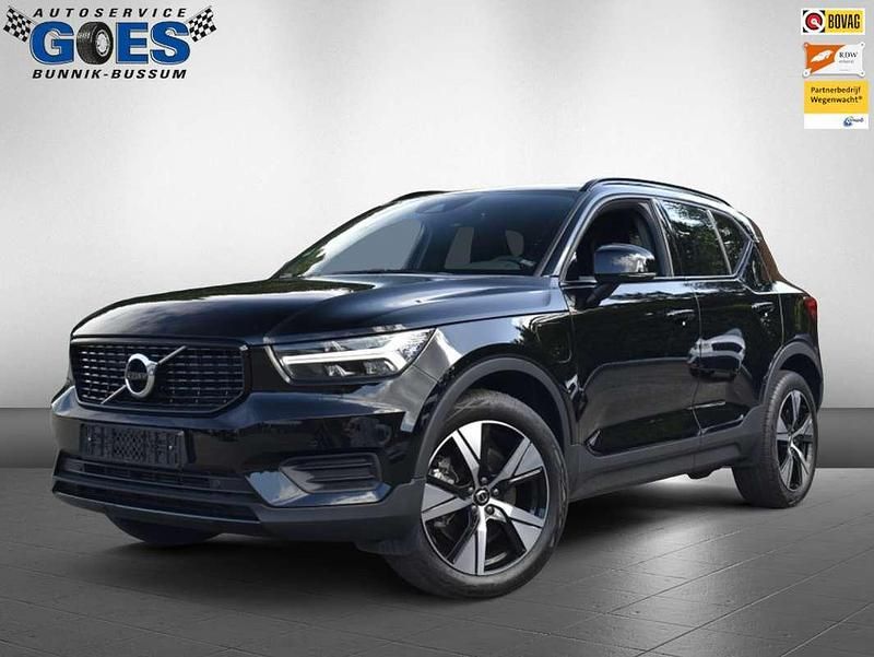 Zwart Gebruikt 2021 Volvo XC40 R-Design SUV | € 33.840 (Goede deal) - Afbeelding 1/4