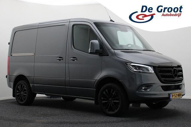 Grijs Occasion 2022 Mercedes Sprinter Van | € 38.950 (Iets duurder) - Afbeelding 1/4