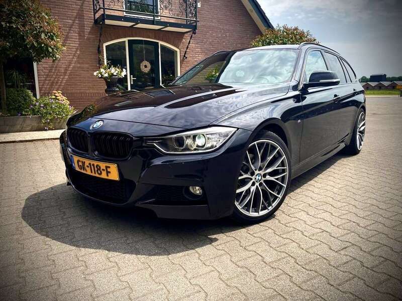 Zwart Gebruikt 2015 BMW 320 Executive Stationwagen | € 14.950 (Duur) - Afbeelding 1/4