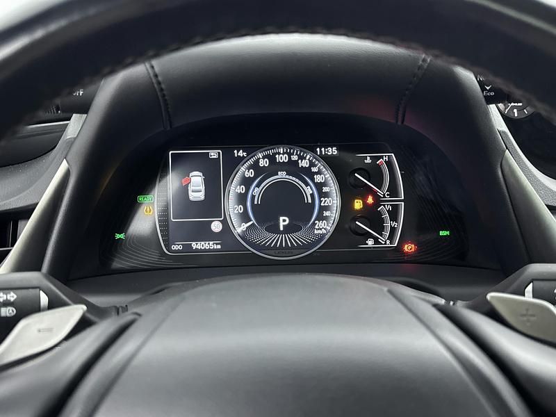 Occasion Lexus ES300H Business Edition 218 PK (160 kW) 2021 Sonic grey (grijs metallic) Sedan