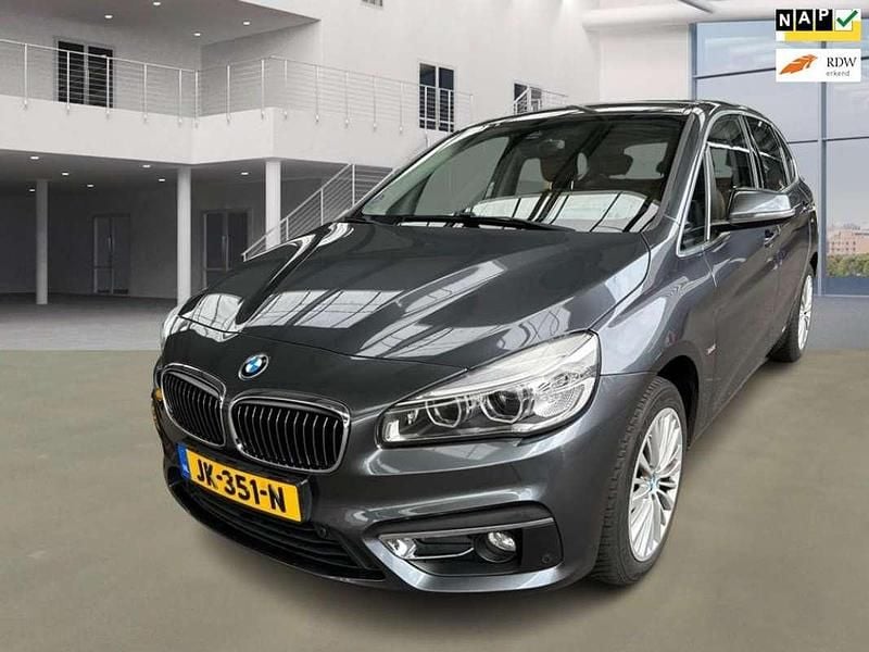 Grijs Gebruikt 2016 BMW 218 Active Tourer MPV | € 12.950 (Super prijs) - Afbeelding 1/4