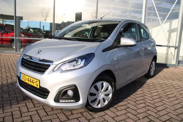 Grijs Gebruikt 2018 Peugeot 108 Active Hatchback | € 8.900 (Eerlijke prijs) - Afbeelding 1/4