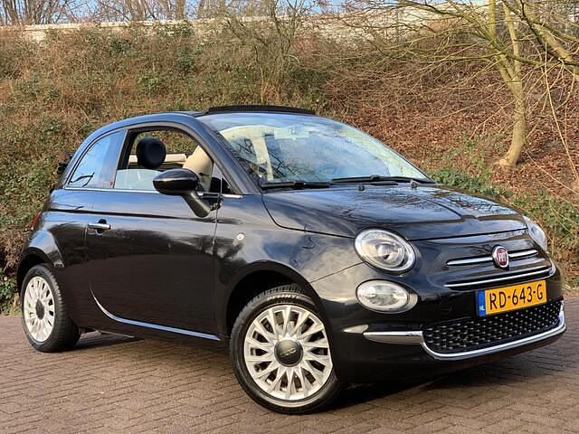 Zwart Occasion 2017 Fiat 500C Lounge Cabriolet | € 10.440 (Eerlijke prijs) - Afbeelding 1/4
