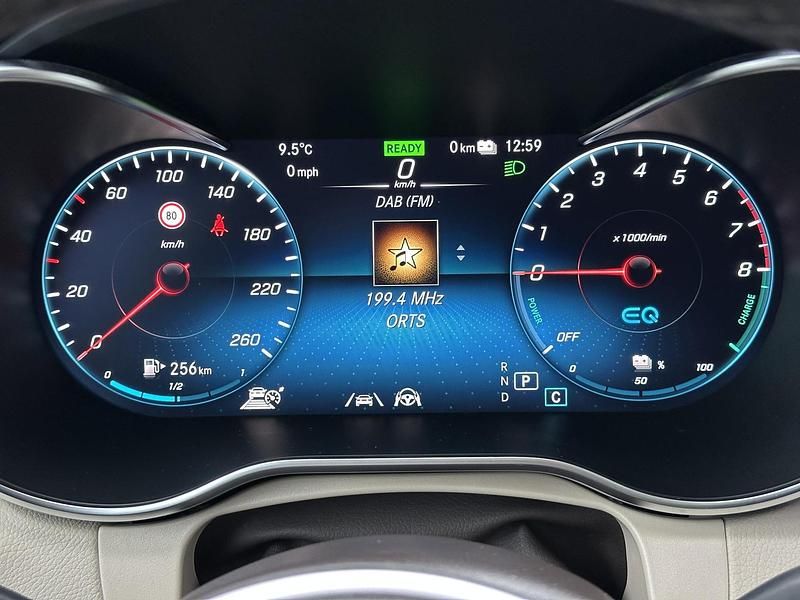 Occasion Mercedes GLC300 Business 320 PK (235 kW) 2020 Blauw (metallic) Coupé