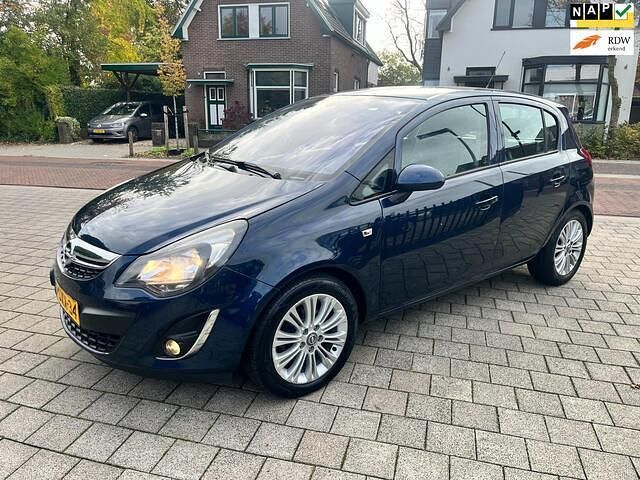 Blauw Gebruikt 2013 Opel Corsa Cosmo Hatchback | € 5.699 (Iets duurder) - Afbeelding 1/4