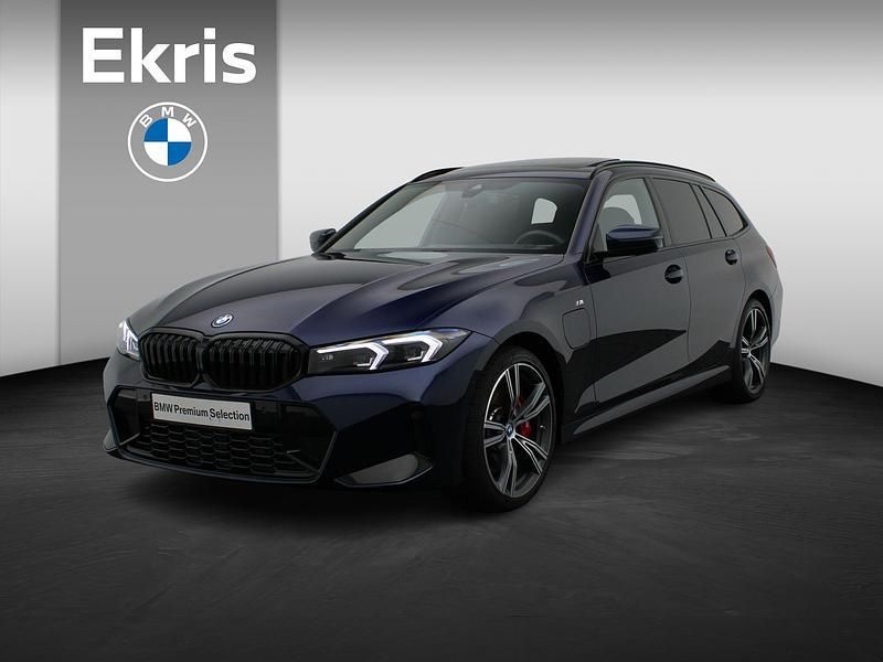 Blauw Gebruikt 2024 BMW 320e Comfort Edition Stationwagen | € 44.900 (Eerlijke prijs) - Afbeelding 1/4