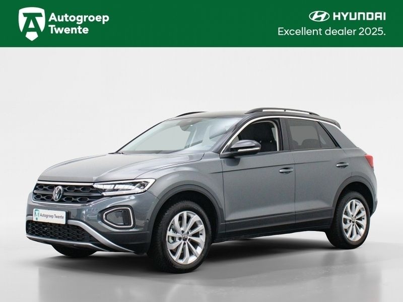 Grijs Gebruikt 2025 VW T-Roc Business SUV | € 37.945 (Eerlijke prijs) - Afbeelding 1/4
