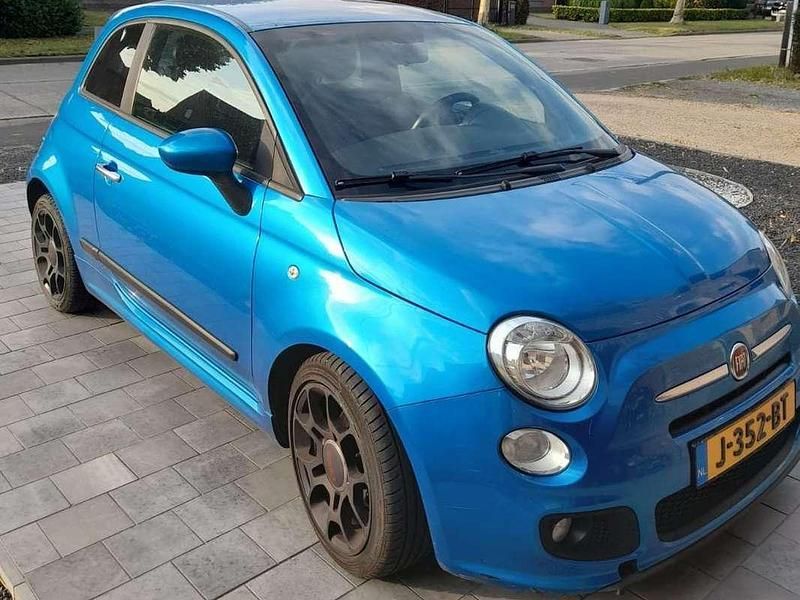 Blauw Gebruikt 2015 Fiat 500 Lounge Hatchback | € 6.995 (Eerlijke prijs) - Afbeelding 1/4