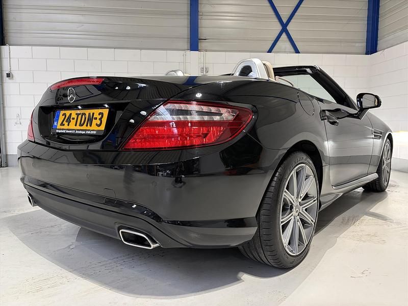 Occasion Mercedes SLK200 AMG line 184 PK (135 kW) 2012 Zwart (metallic) Cabriolet