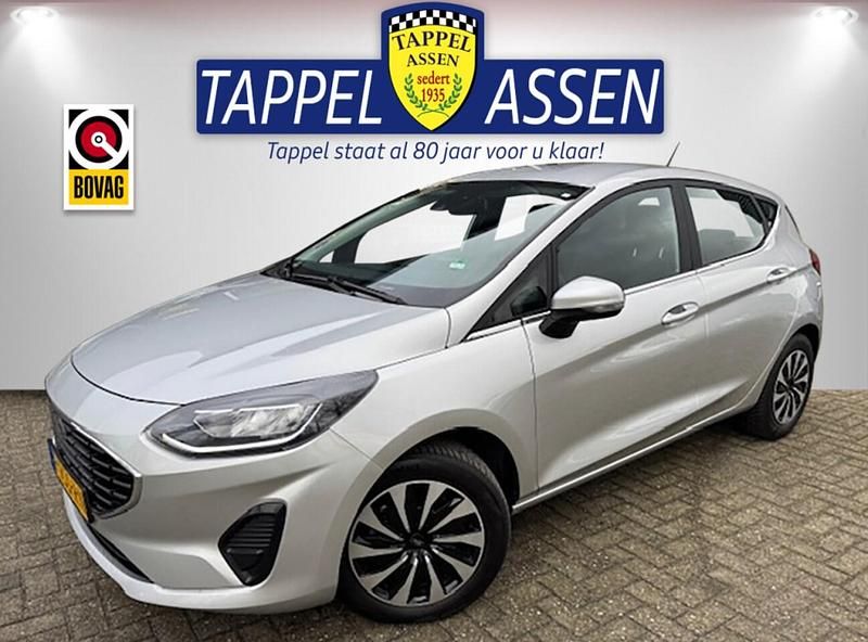 Grijs Gebruikt 2022 Ford Fiesta Titanium Hatchback | € 13.750 (Super prijs) - Afbeelding 1/4