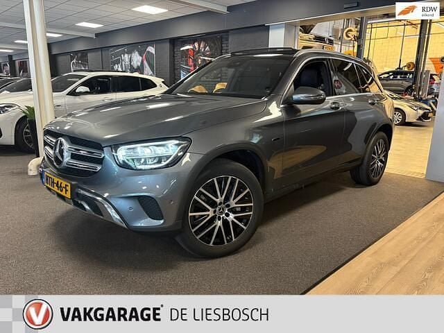 Grijs Gebruikt 2020 Mercedes GLC300 Premium Plus SUV | € 36.950 (Iets duurder) - Afbeelding 1/4