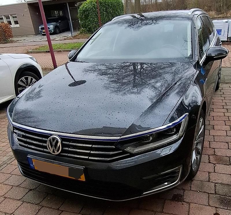Occasion VW Passat Highline 2017 Grijs (metallic) Stationwagen