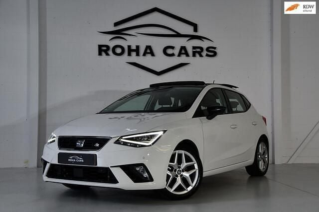 Wit Gebruikt 2018 Seat Ibiza Business Hatchback | € 16.945 (Eerlijke prijs) - Afbeelding 1/4