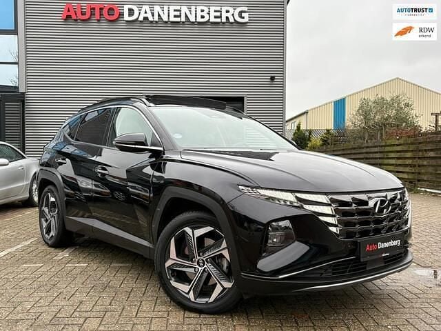 Zwart (metallic) Gebruikt 2021 Hyundai Tucson Premium SUV | € 29.950 (Iets duurder) - Afbeelding 1/4