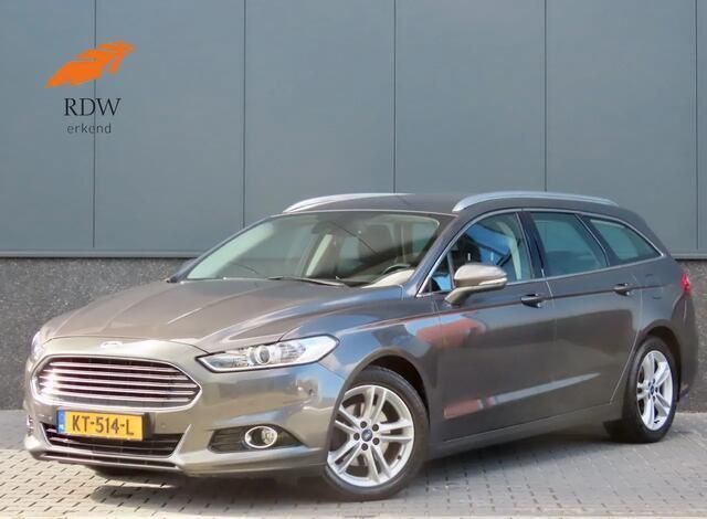 Grijs Gebruikt 2015 Ford Mondeo Titanium Stationwagen | € 12.995 (Eerlijke prijs) - Afbeelding 1/4