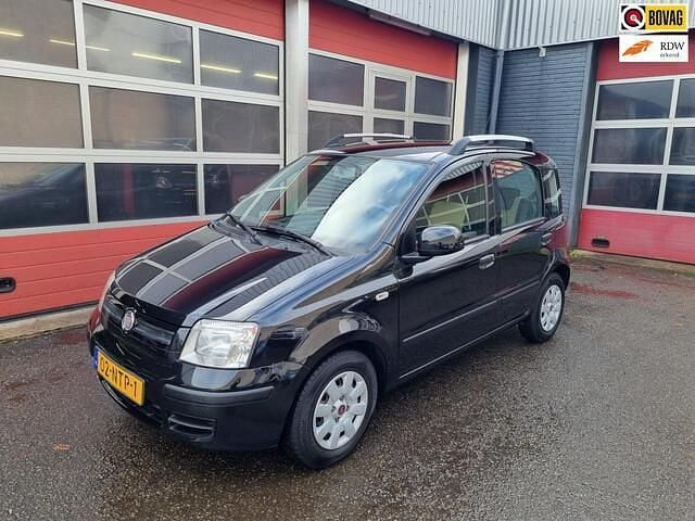 Zwart Gebruikt 2010 Fiat Panda Hatchback | € 3.750 (Iets duurder) - Afbeelding 1/4