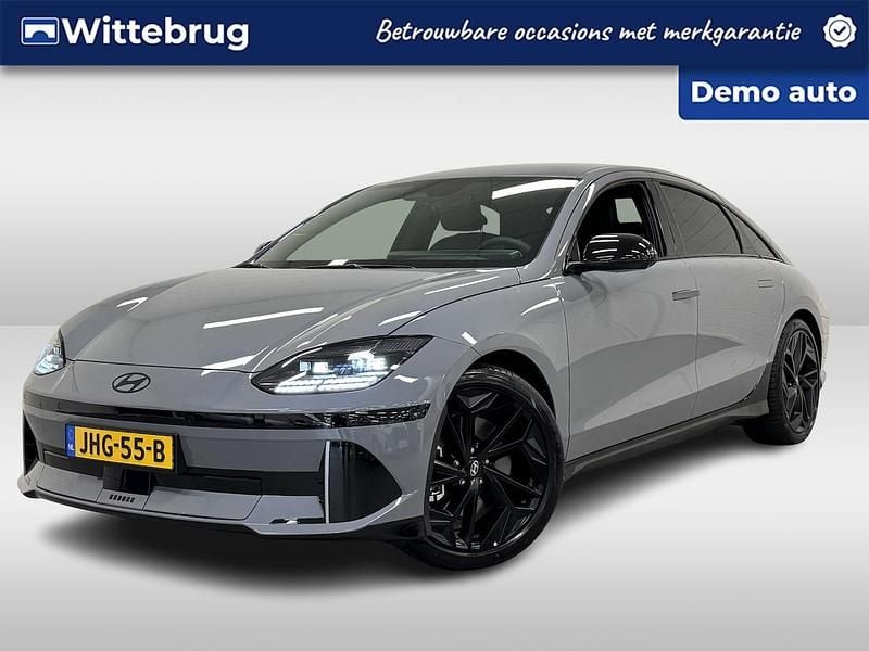 Blauw Occasion 2025 Hyundai Ioniq 6 Sedan | € 43.925 (Eerlijke prijs) - Afbeelding 1/3