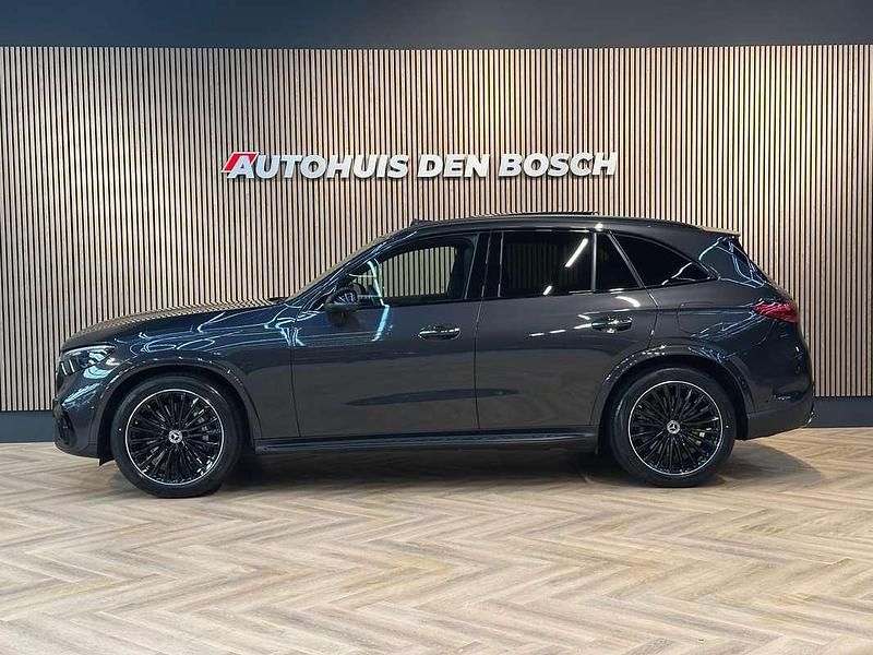 Occasion Mercedes GLC300e AMG line 313 PK (230 kW) 2023 Grijs SUV