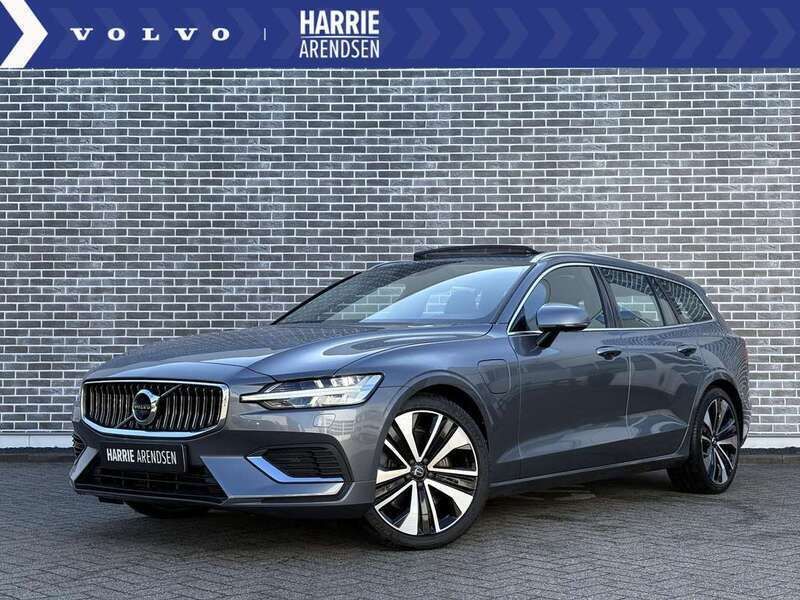 Grijs Gebruikt 2020 Volvo V60 Inscription Stationwagen | € 30.899 (Eerlijke prijs) - Afbeelding 1/4