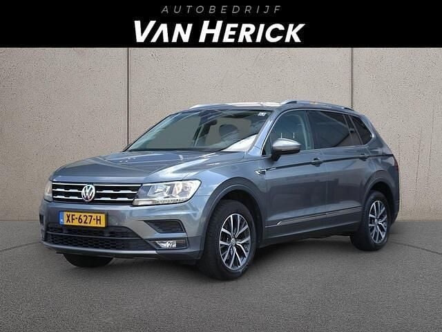Grijs Gebruikt 2019 VW Tiguan Allspace Comfortline SUV | € 23.745 (Super prijs) - Afbeelding 1/4