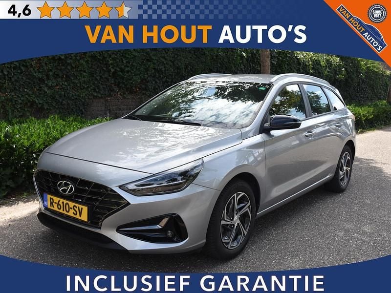 Grijs Gebruikt 2022 Hyundai i30 Comfort Stationwagen | € 17.950 (Eerlijke prijs) - Afbeelding 1/4