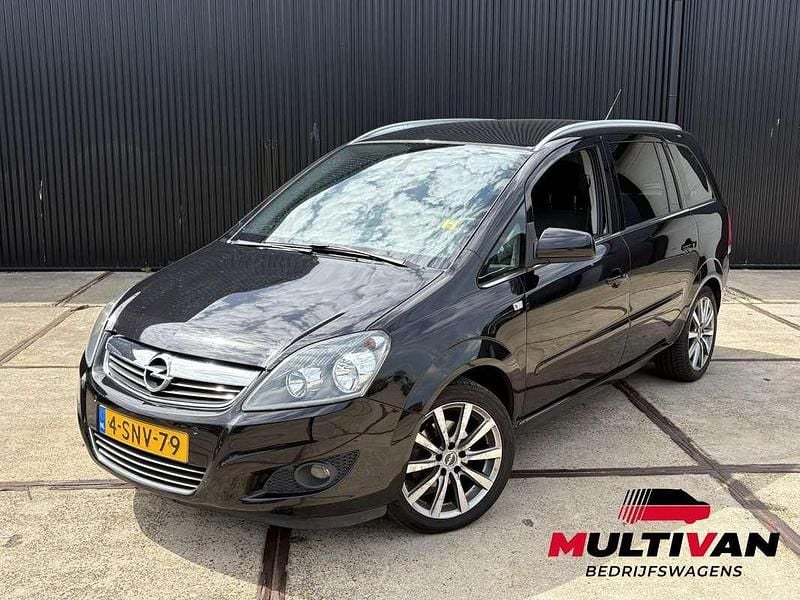 Zwart Gebruikt 2011 Opel Zafira Edition MPV | € 5.850 (Eerlijke prijs) - Afbeelding 1/4