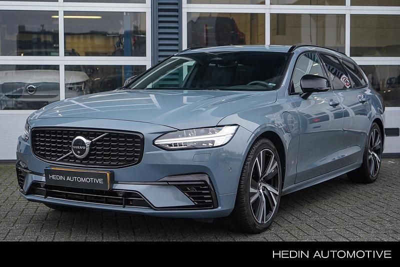 Grijs Gebruikt 2022 Volvo V90 Plus Stationwagen | € 46.995 (Iets duurder) - Afbeelding 1/4