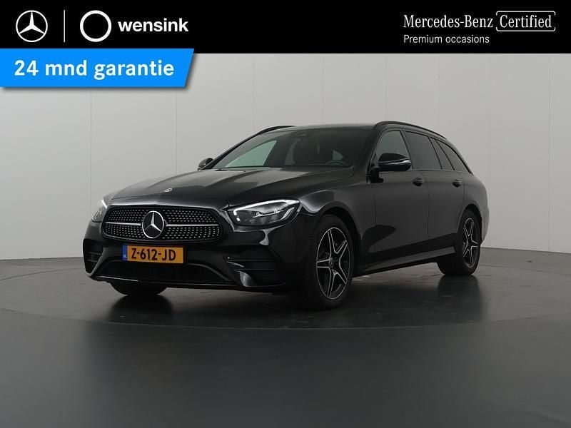 Zwart Gebruikt 2023 Mercedes E300 AMG line Stationwagen | € 46.350 (Goede deal) - Afbeelding 1/4