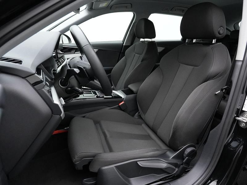 Occasion Audi A4 Advanced 150 PK (110 kW) 2023 Zwart Stationwagen