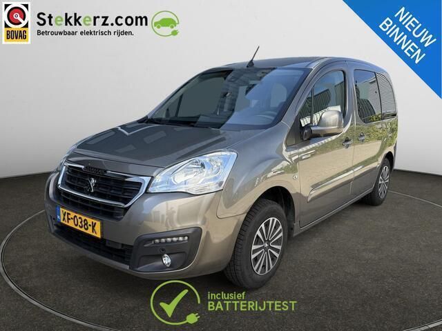 Bruin Gebruikt 2018 Peugeot TePee Active MPV | € 8.950 - Afbeelding 1/4