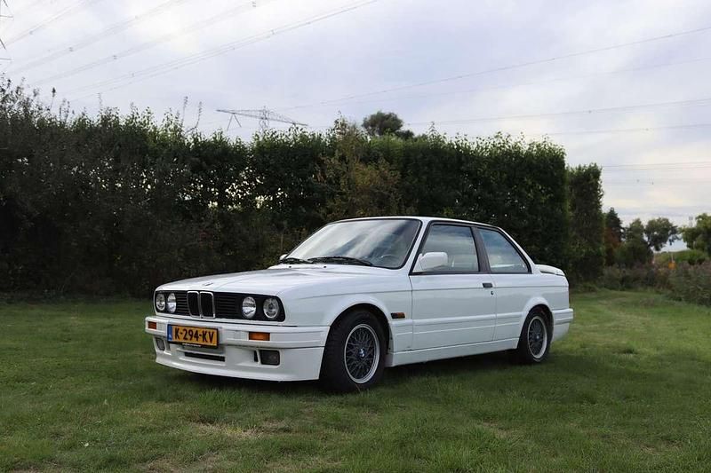 Wit Gebruikt 1991 BMW 318 Coupé | € 19.995 - Afbeelding 1/4