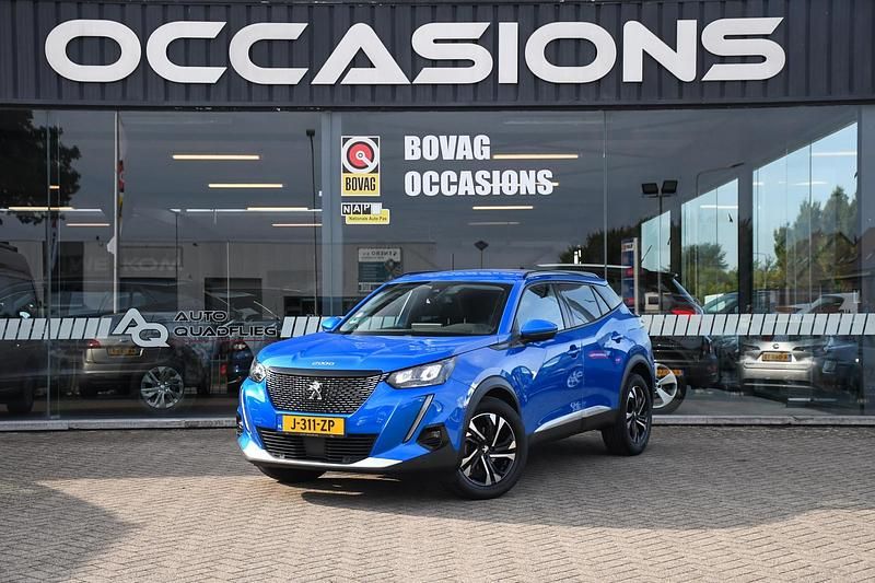 Blauw Gebruikt 2020 Peugeot 2008 Allure SUV | € 17.950 (Duur) - Afbeelding 1/4