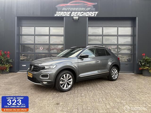 Grijs Gebruikt 2019 VW T-Roc Business SUV | € 19.950 (Goede deal) - Afbeelding 1/4