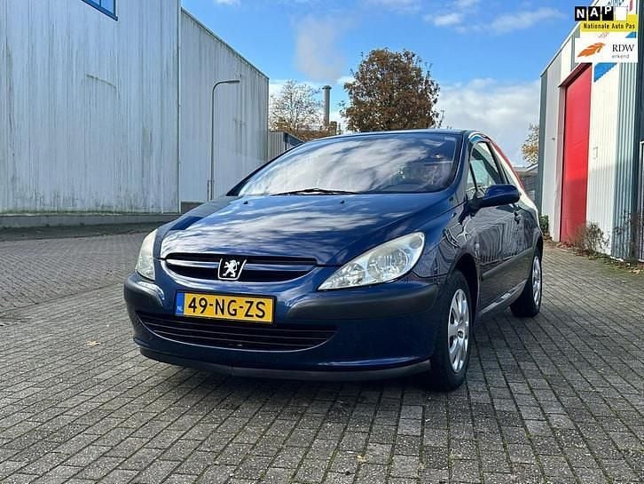 Gebruikt 2003 Peugeot 307 | € 1.750 (Eerlijke prijs) - Afbeelding 1/4