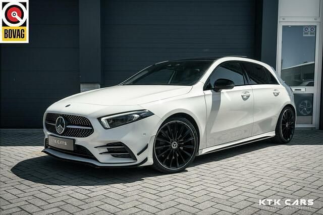 Wit Gebruikt 2019 Mercedes A35 AMG AMG line Hatchback | € 31.250 - Afbeelding 1/4