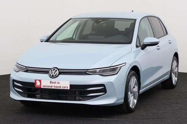 Blauw Nieuw 2025 VW Golf VIII Life Hatchback | € 26.995 - Afbeelding 1/4
