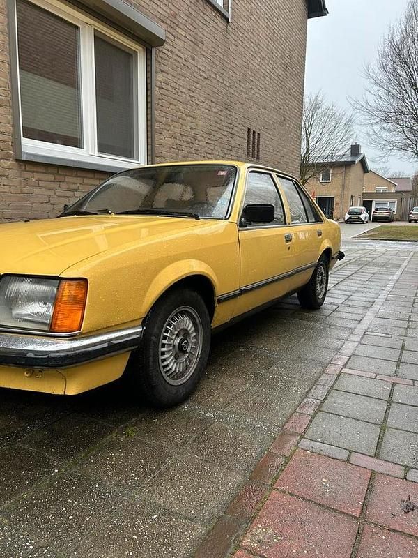 Gebruikt 1980 Opel Commodore S | € 4.300 - Afbeelding 1/4
