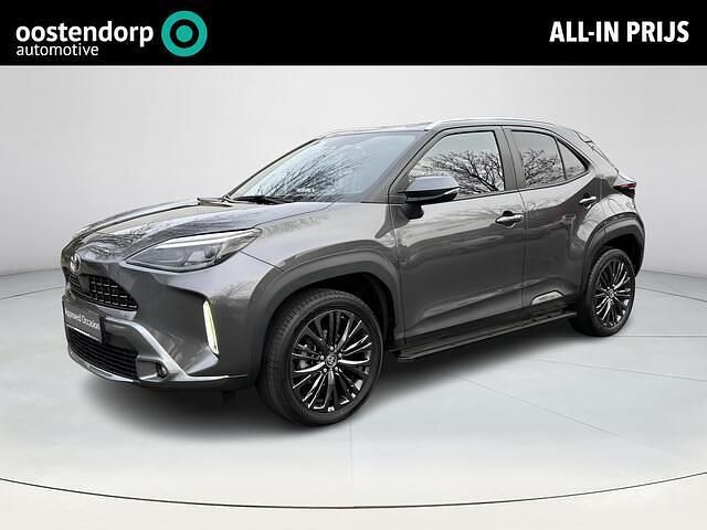 Grijs Occasion 2022 Toyota Yaris Cross SUV | € 29.949 (Duur) - Afbeelding 1/4