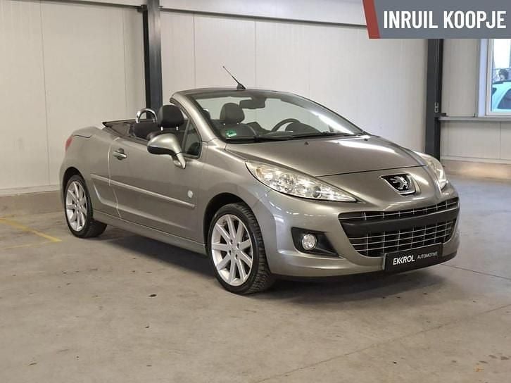 Grijs (metallic) Occasion 2010 Peugeot 207 CC Roland Garros Cabriolet | € 2.450 (Goede deal) - Afbeelding 1/3